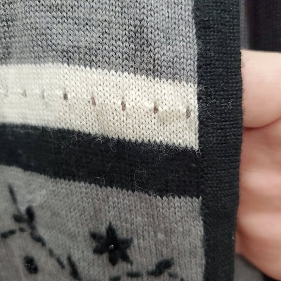 Alfred Dunner Women's‎ Vtg Gray Black Wool Blend Faux Layer Knit Grandma Top M - Picture 4 of 7